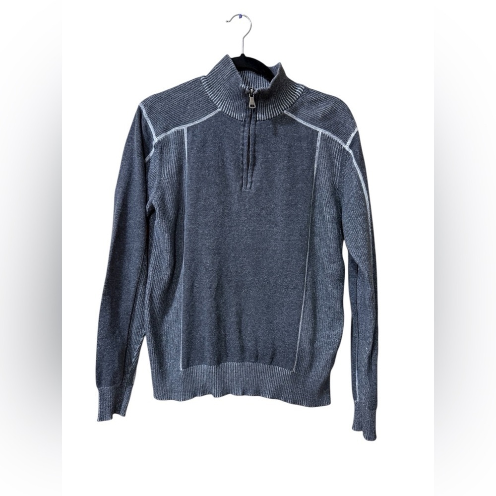 BKE Men's Charcoal Sweater Size Medium